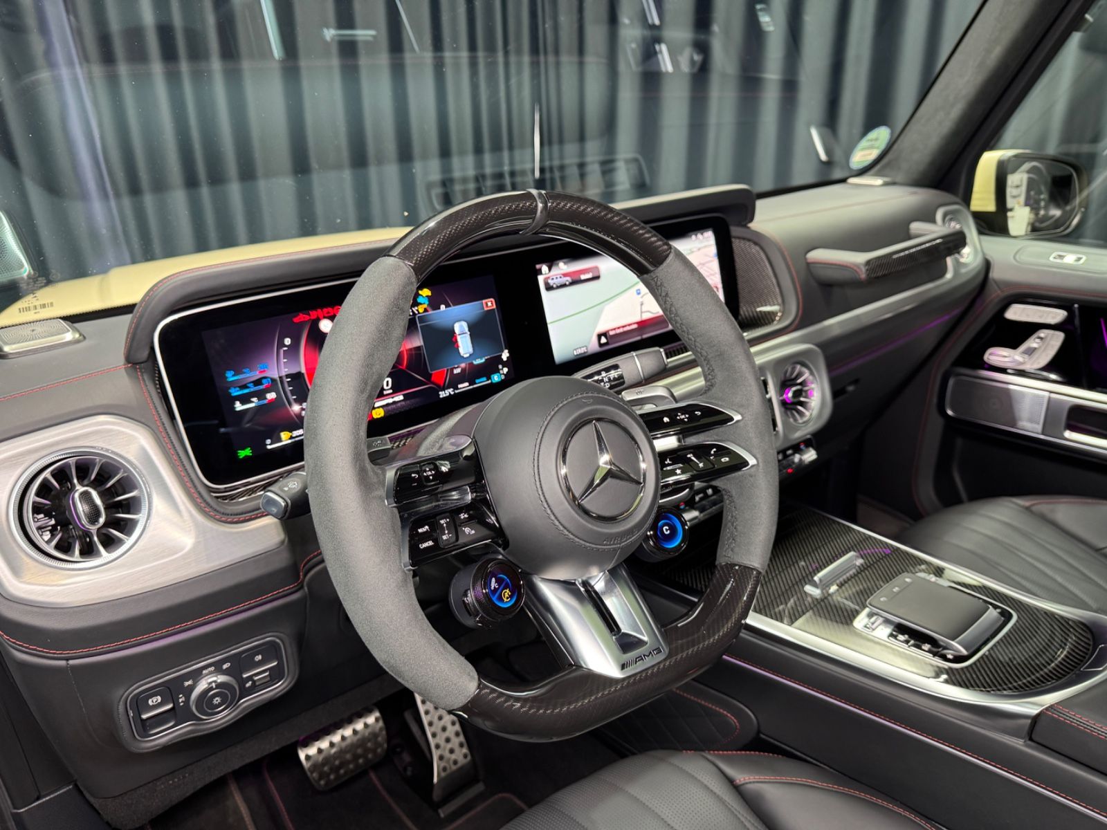 Fahrzeugabbildung Mercedes-Benz G 63 AMG|A22|CARBON|PT3|MASSAGE|KEYLESS|AHK|MY25