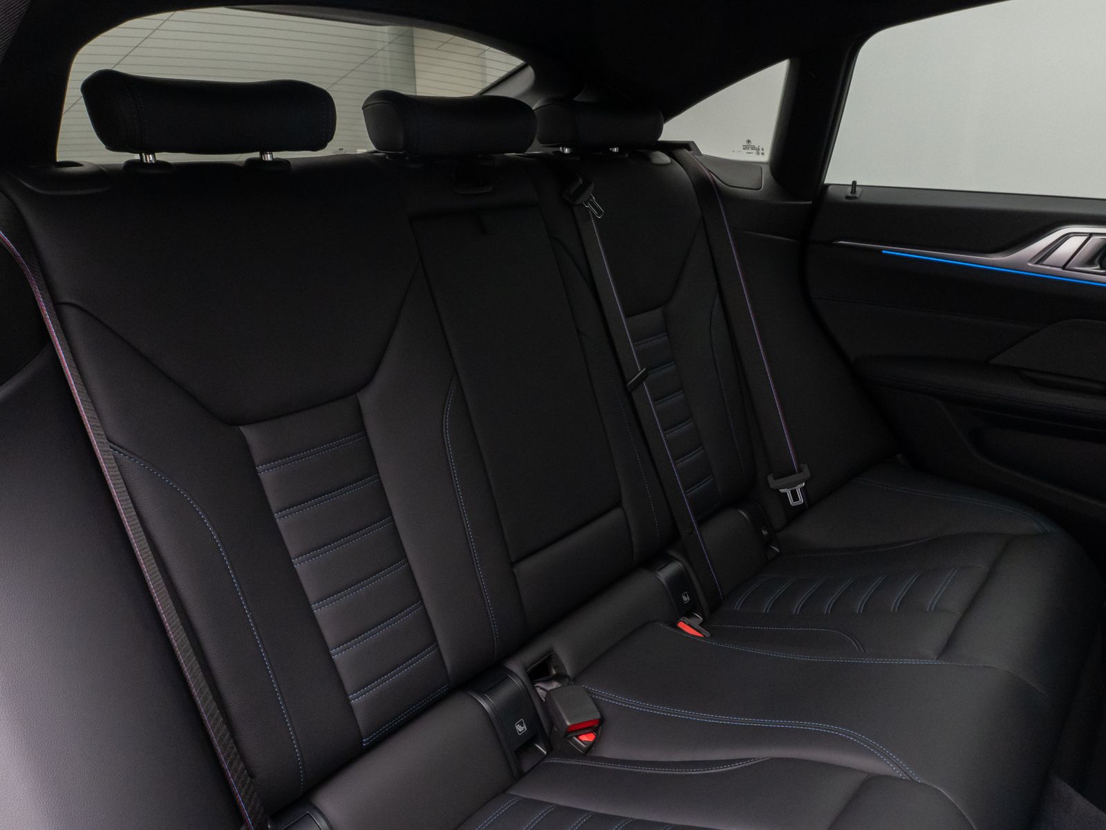 Fahrzeugabbildung BMW i4 M50 Gran Coupé Laser 360°DAB H/K Komfort 19"