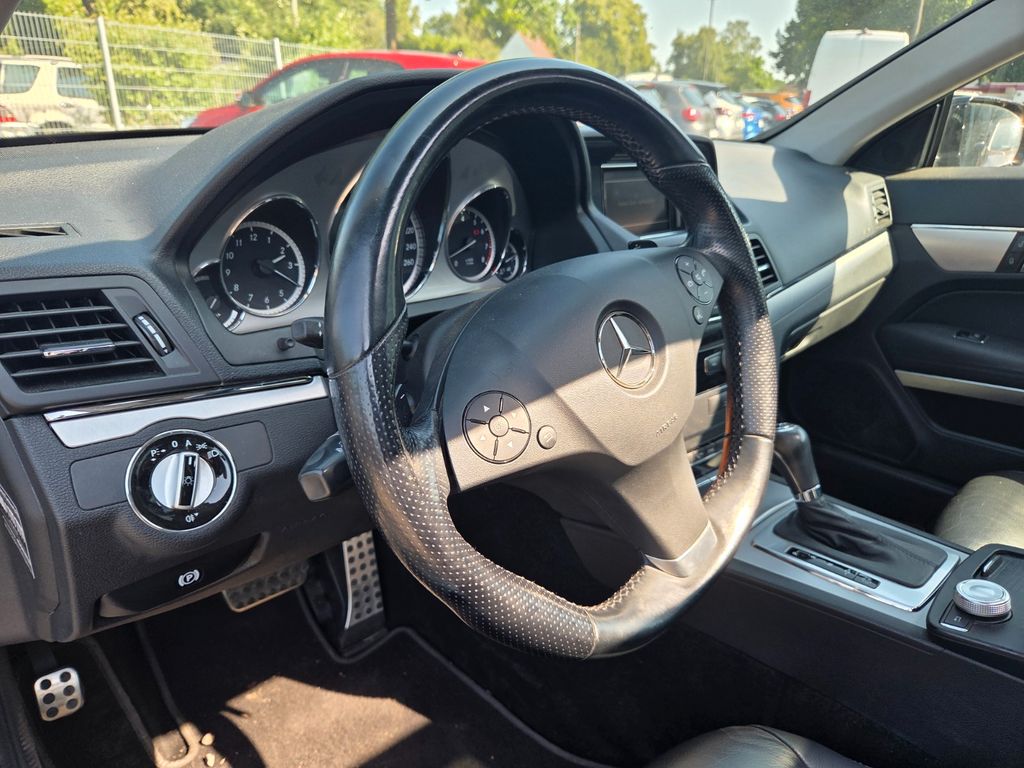 Mercedes-Benz E 350 E Coupe E 350 CGI BlueEfficiency – Ansicht 11