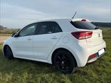 Kia Rio 1.4 Dream-Team Edition  - Kia Rio dream-team-edition mit Benzin-Antrieb