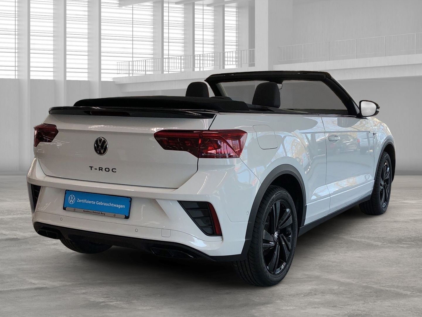 Fahrzeugabbildung Volkswagen T-Roc Cabriolet R-Line 1.5 TSI DSG Sportpaket AH