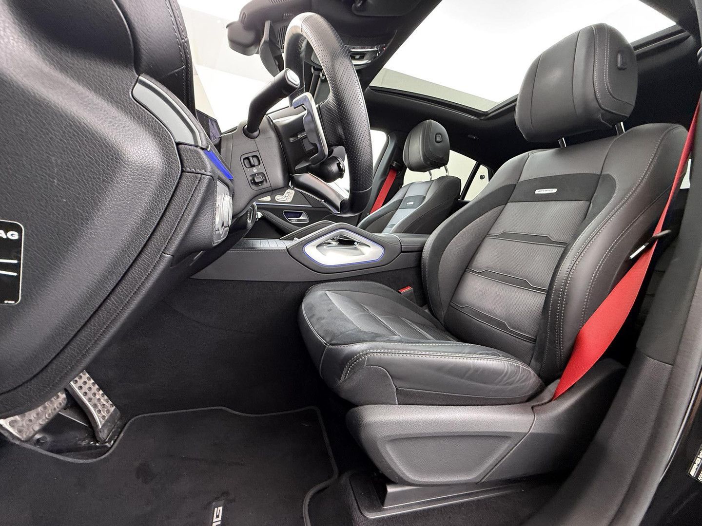 Mercedes-Benz GLE 53 AMG Coupé Hybrid 4MATIC+ Night Edition Pr imagem 2