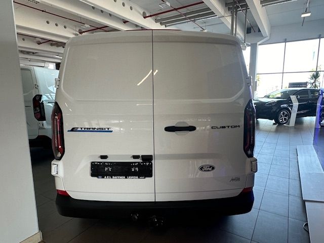 Fahrzeugabbildung Ford Transit Custom E 320 L2 Trend Doppelkabine RWD E