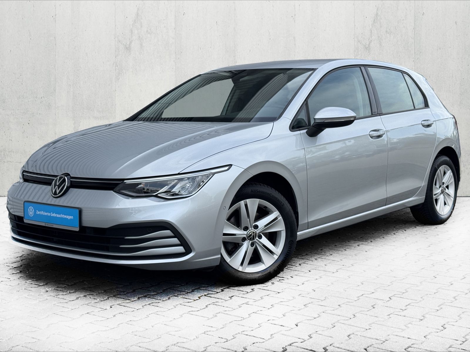 Golf VIII 1.5 TSI LIFE *STDHZG*NAVI*LED*ACC*