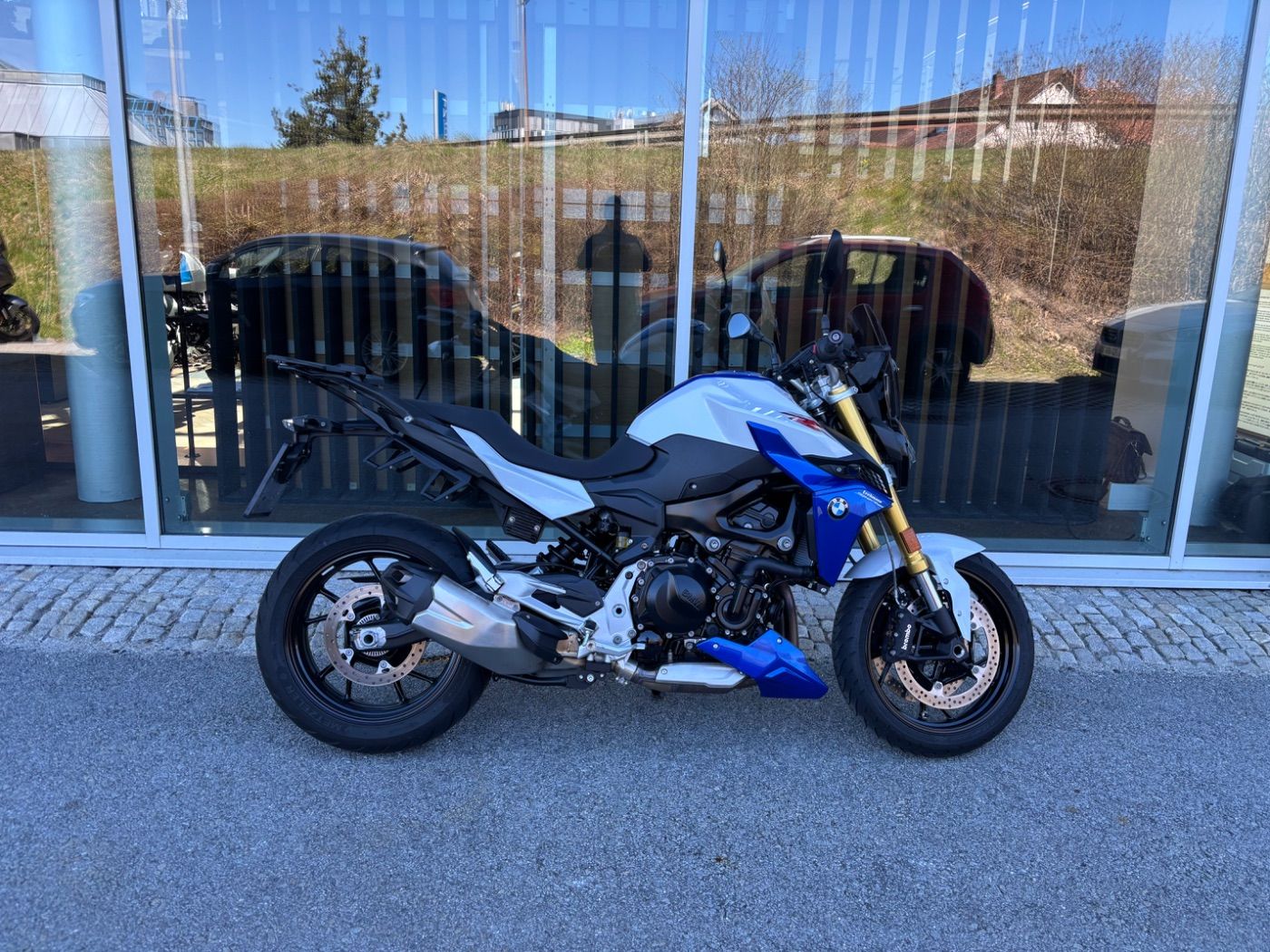 Fahrzeugabbildung BMW F 900 R 3 Pakete Tieferlegung