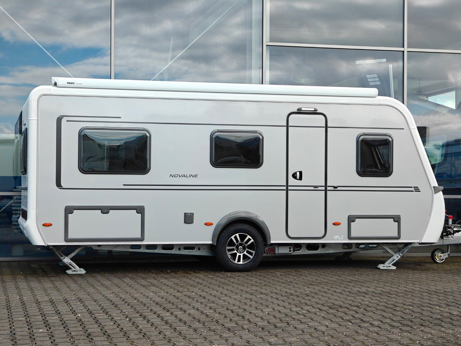Fahrzeugabbildung HYMER / ERIBA / HYMERCAR Novaline 495 - MESSE-NEUHEIT 2026! -