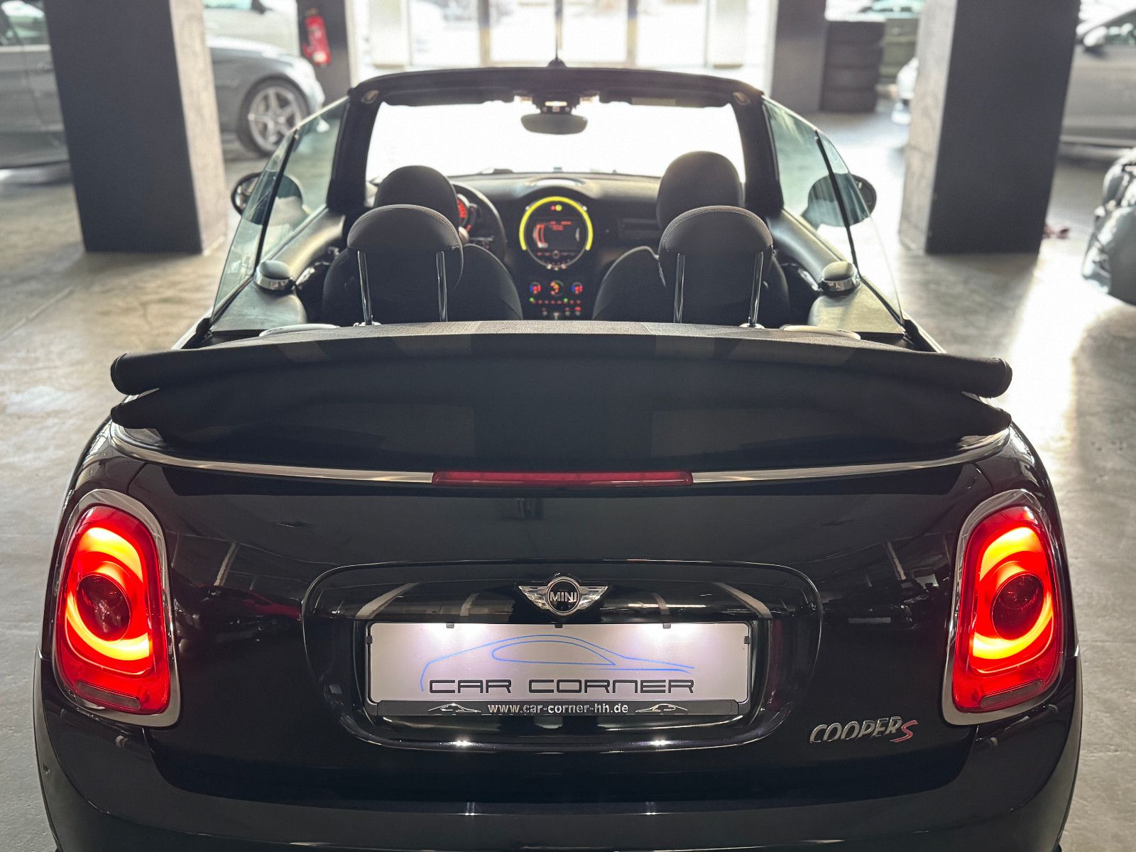 Fahrzeugabbildung MINI Cooper S Cabrio NAVI PROF LED LEDER ASSISTENZ+