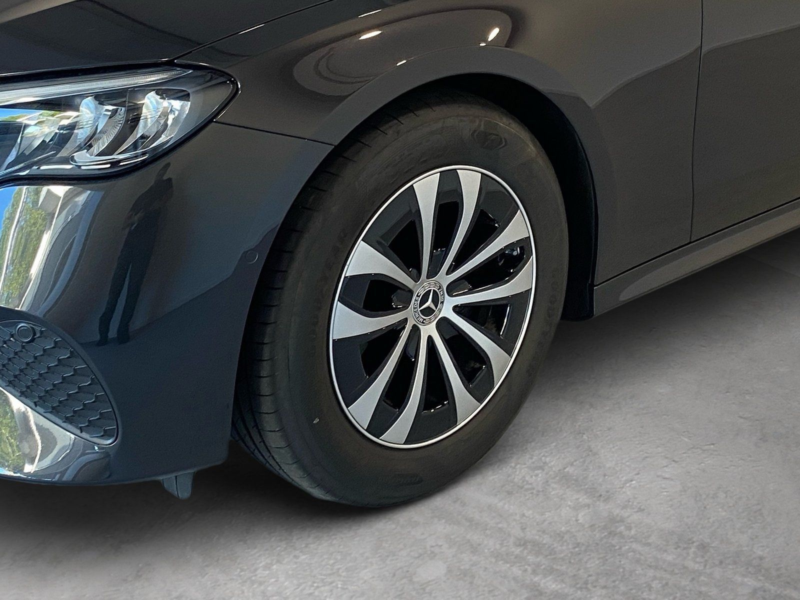 Fahrzeugabbildung Mercedes-Benz E 200 T Avantgarde Advanced*Totwinkel*LED*Kamera