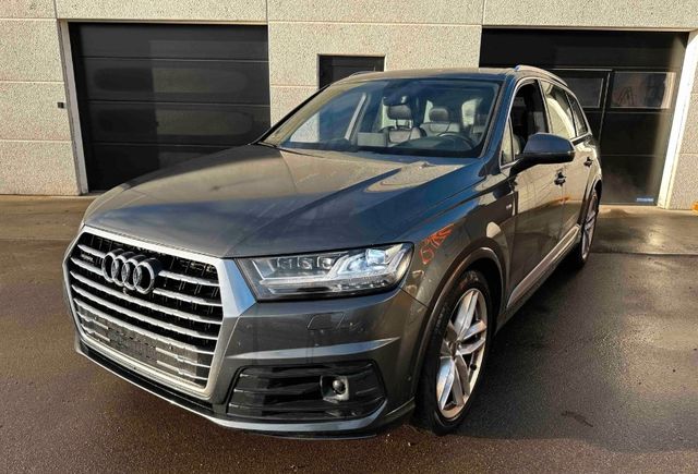 Audi Q7 3,0 TDi 272 S-line quattro Tiptr. 7prs 5d