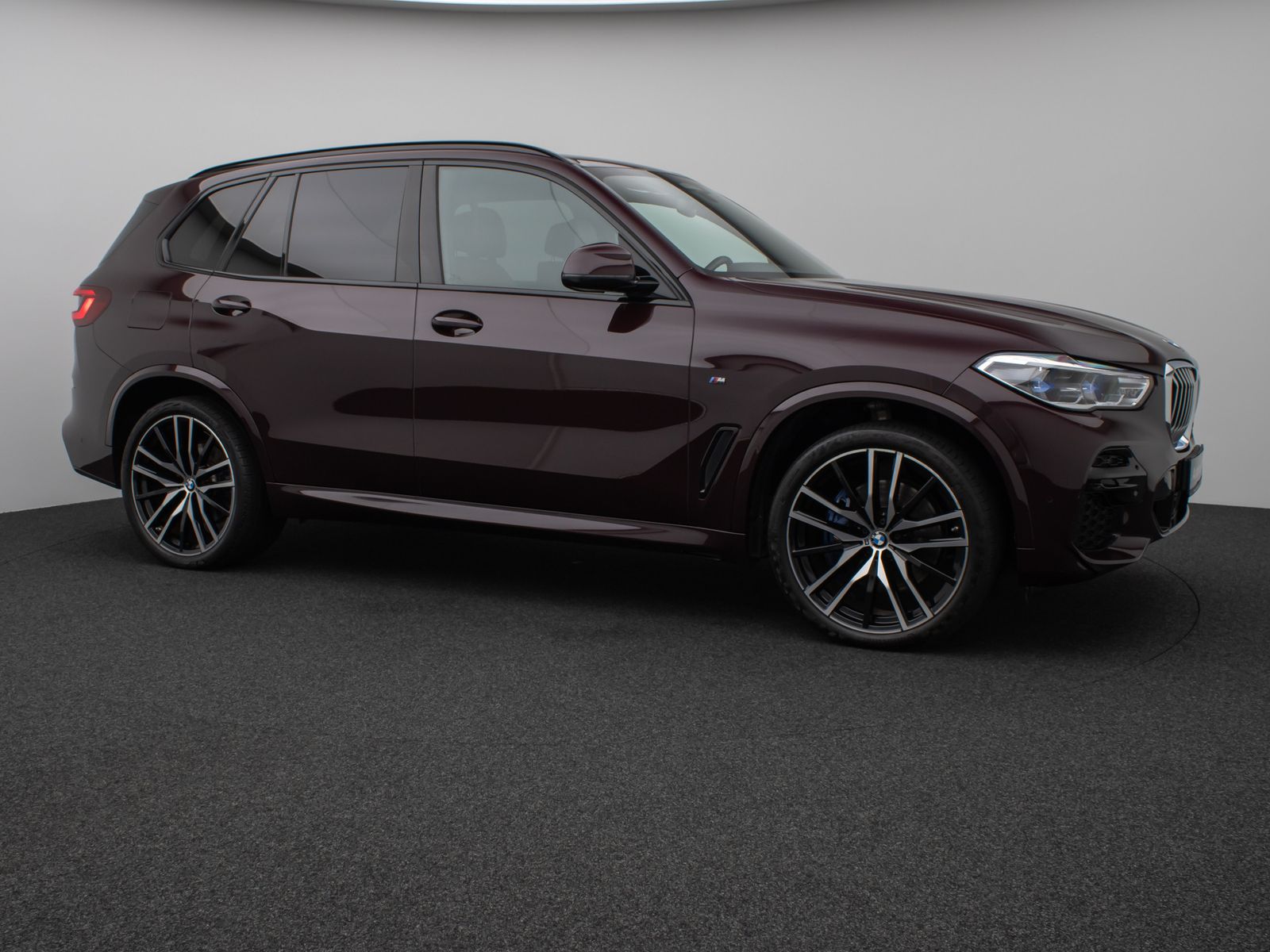 Fahrzeugabbildung BMW X5 xD30d M Sport Kamera Laser HUD DAB HiFi AHK