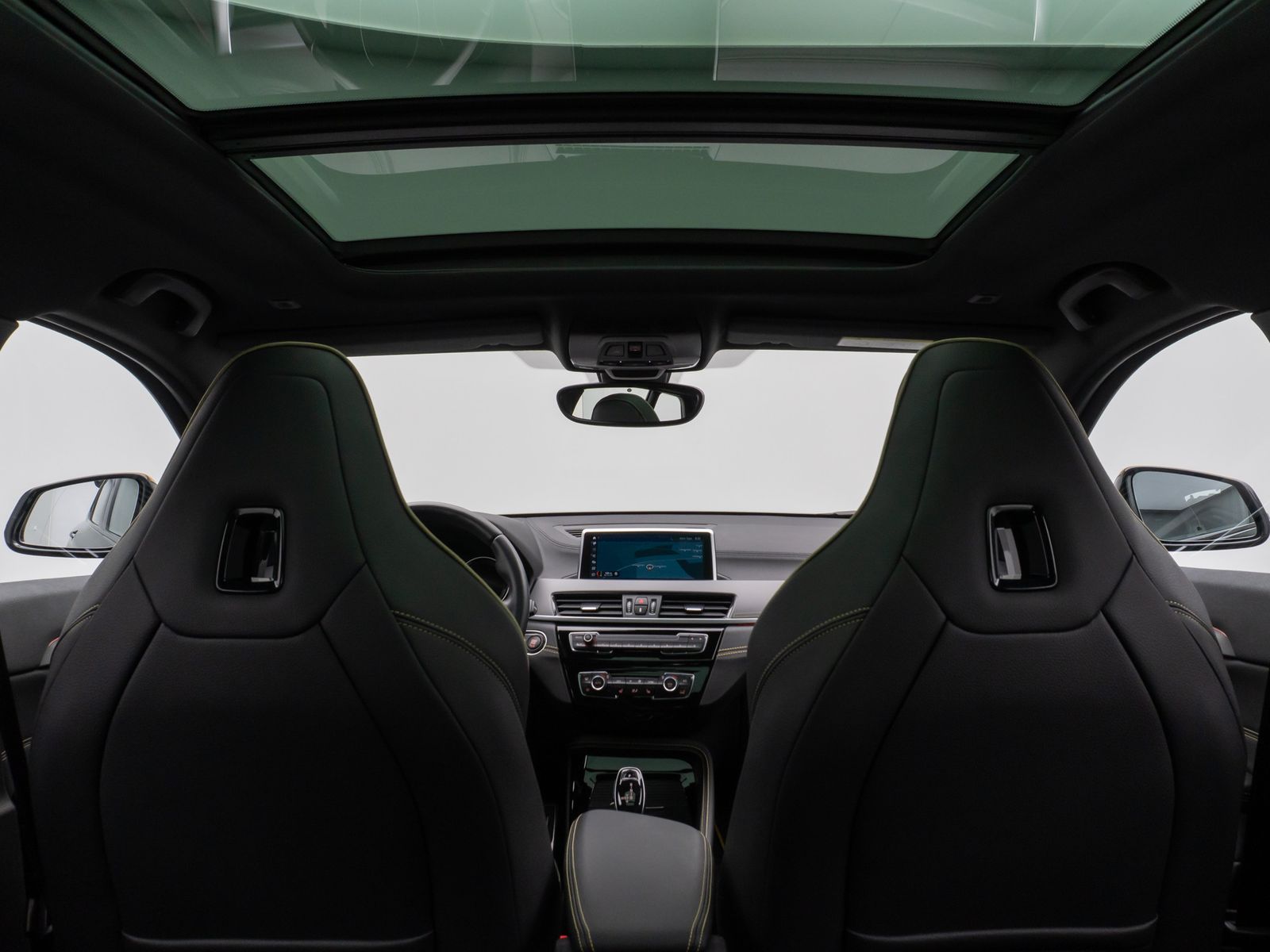 Fahrzeugabbildung BMW X2 sD18i M Sport Edition Panorama Kamera 19Zoll