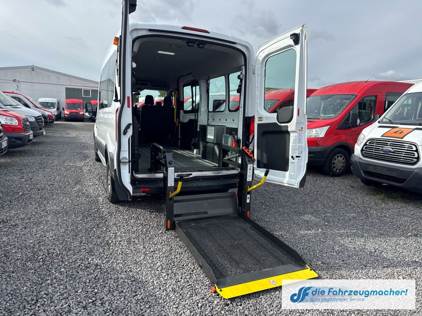 Fahrzeugabbildung Ford Transit Kombi 350 L3 Trend 2.2 TDCi DPF *1683 *K