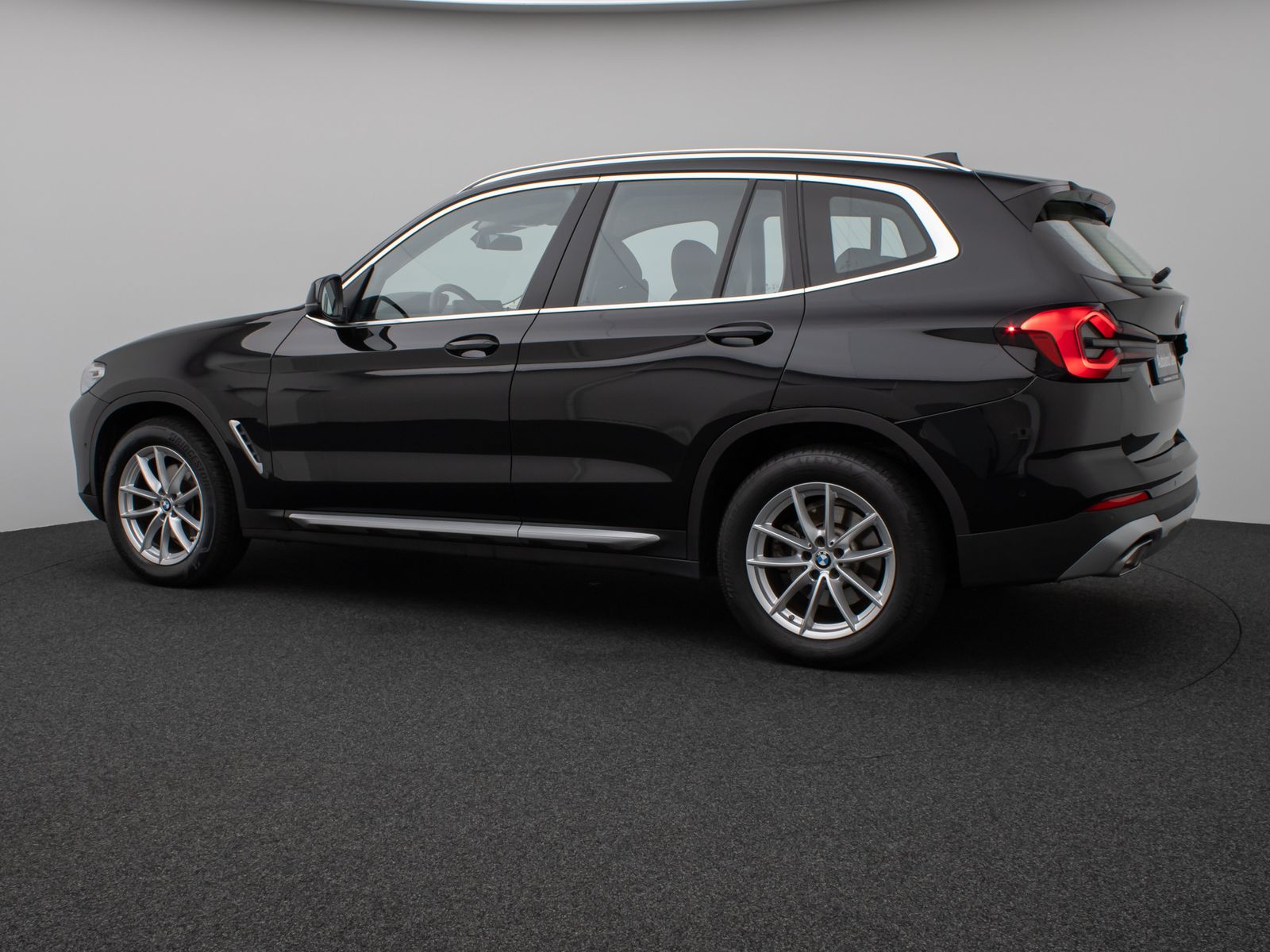 Fahrzeugabbildung BMW X3 xD20d Kamera DAB CockPitPlus LED Sport Leder