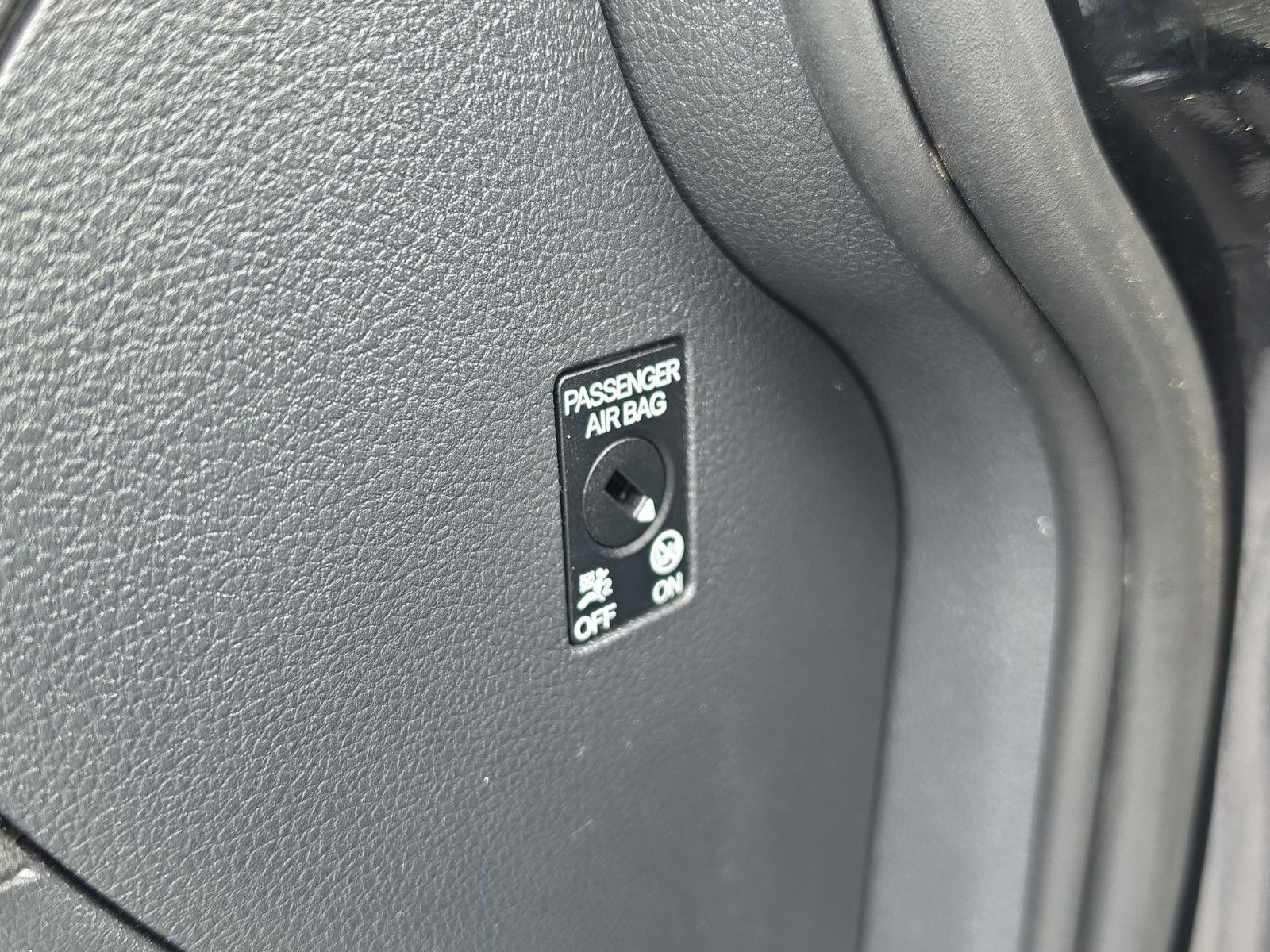 Fahrzeugabbildung Volkswagen Golf VII Variant Trendline BMT NAVI KLIMA SHZ