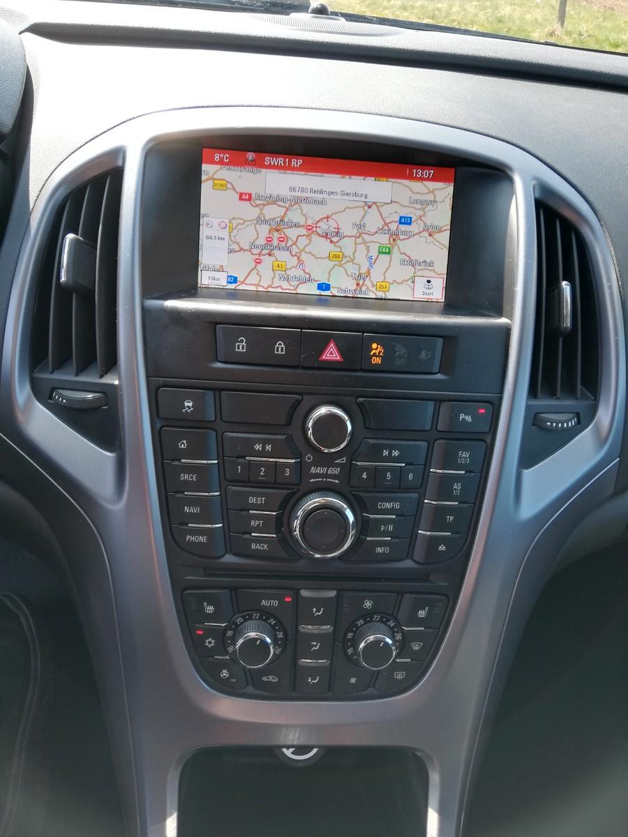 Opel Astra 2015 — photo 5
