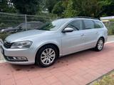 Volkswagen Passat Variant Comfortline BlueMotion DSG - Volkswagen Passat aus 2013