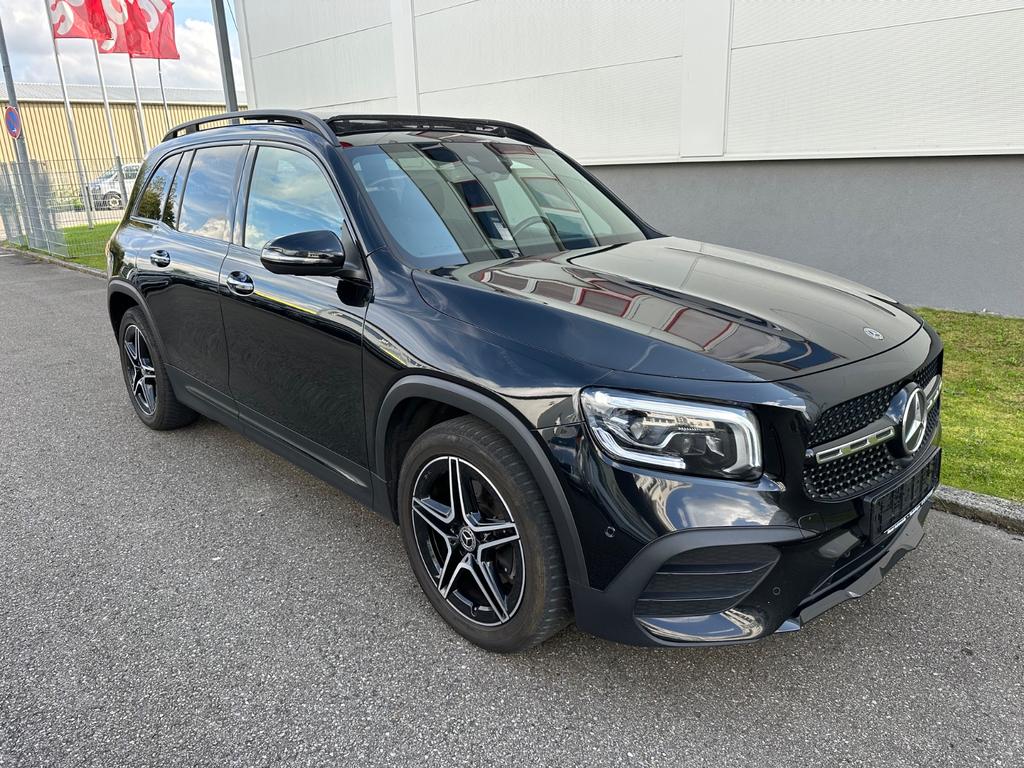 Mercedes-Benz GLB 200