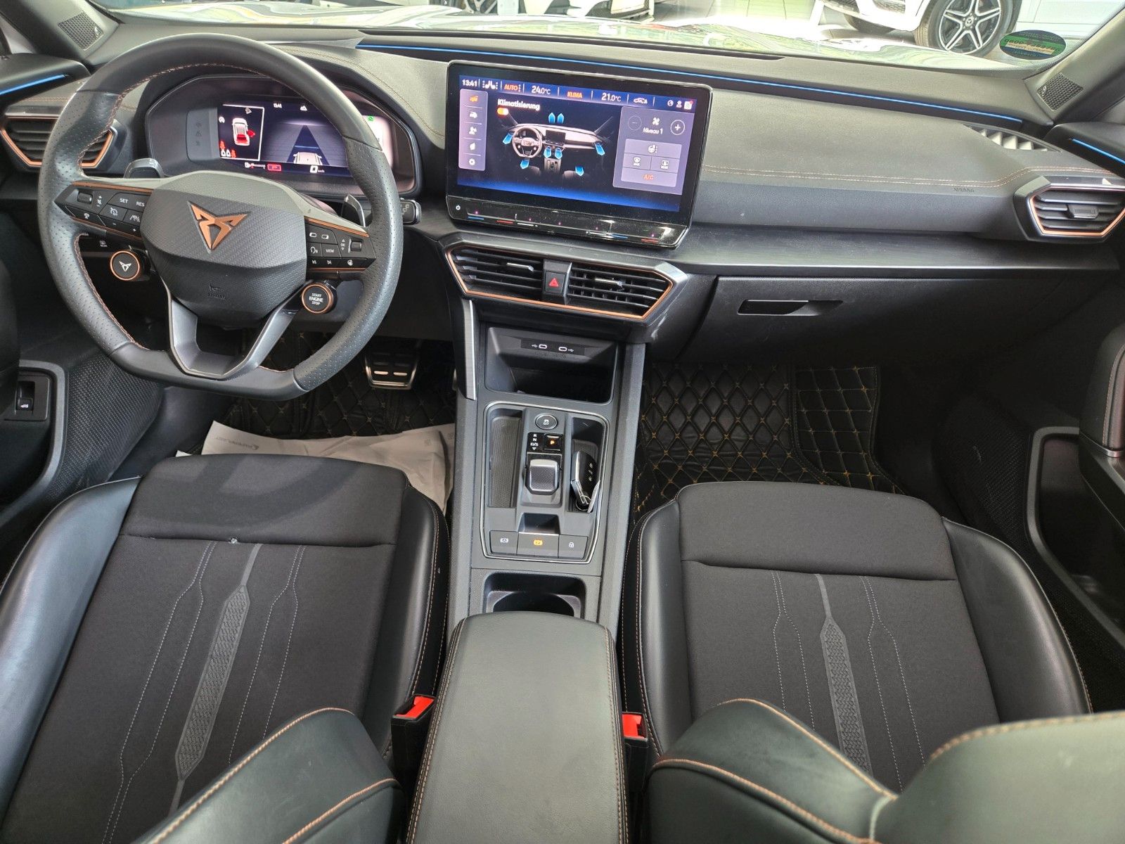 Fahrzeugabbildung CUPRA Formentor VZ 4Drive Panorama-Dach*Ambiente