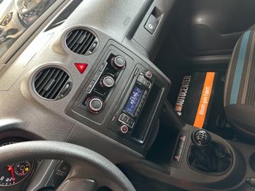 MYAUTOCENTER – Gebraucht- und Jahreswagen mit Werkstattservice in Pfaffenhofen Volkswagen Caddy Maxi *2-HAND*7-SITZER*KLIMA*TEMPO*