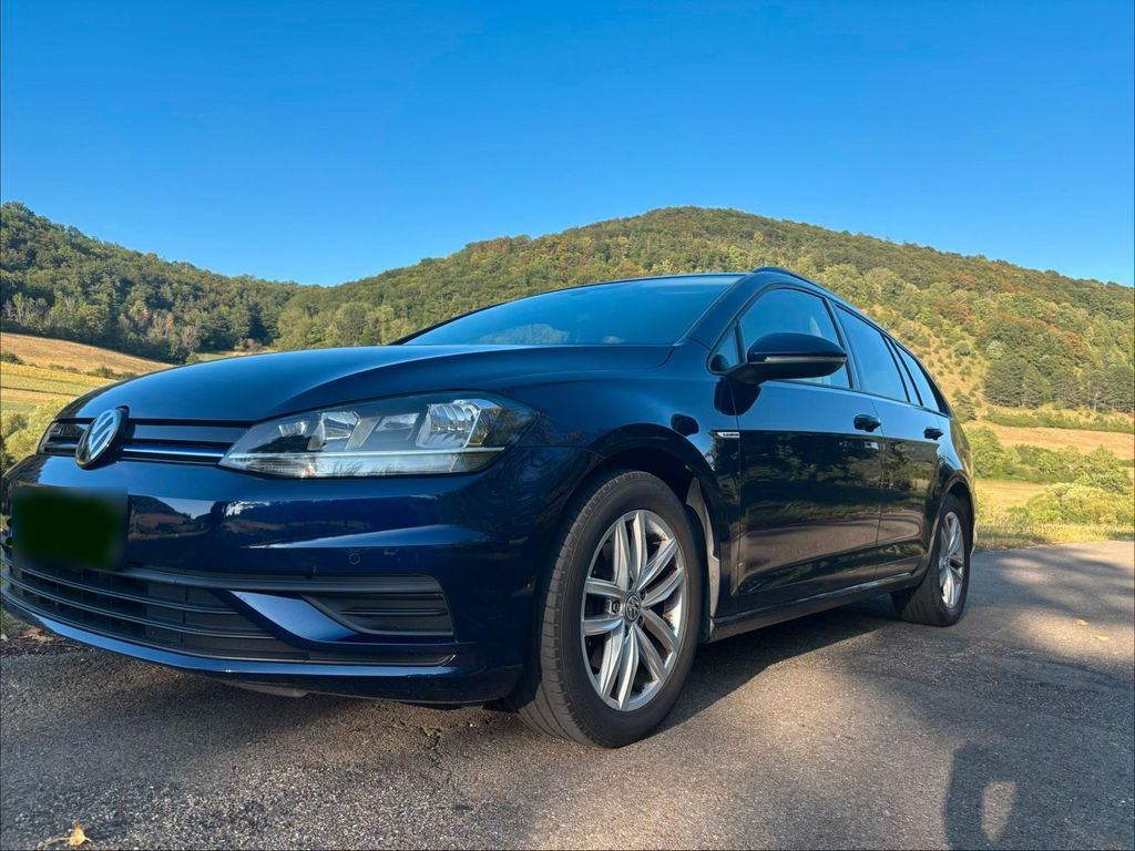 Image of Volkswagen Golf