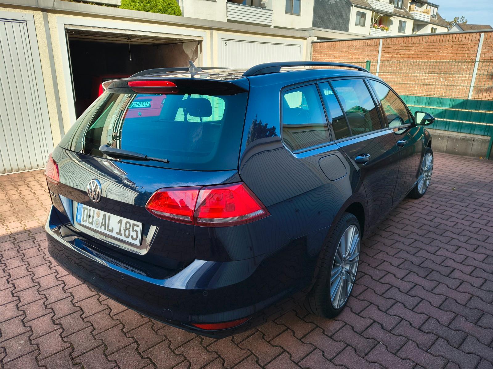 Volkswagen Golf 2015 — interior