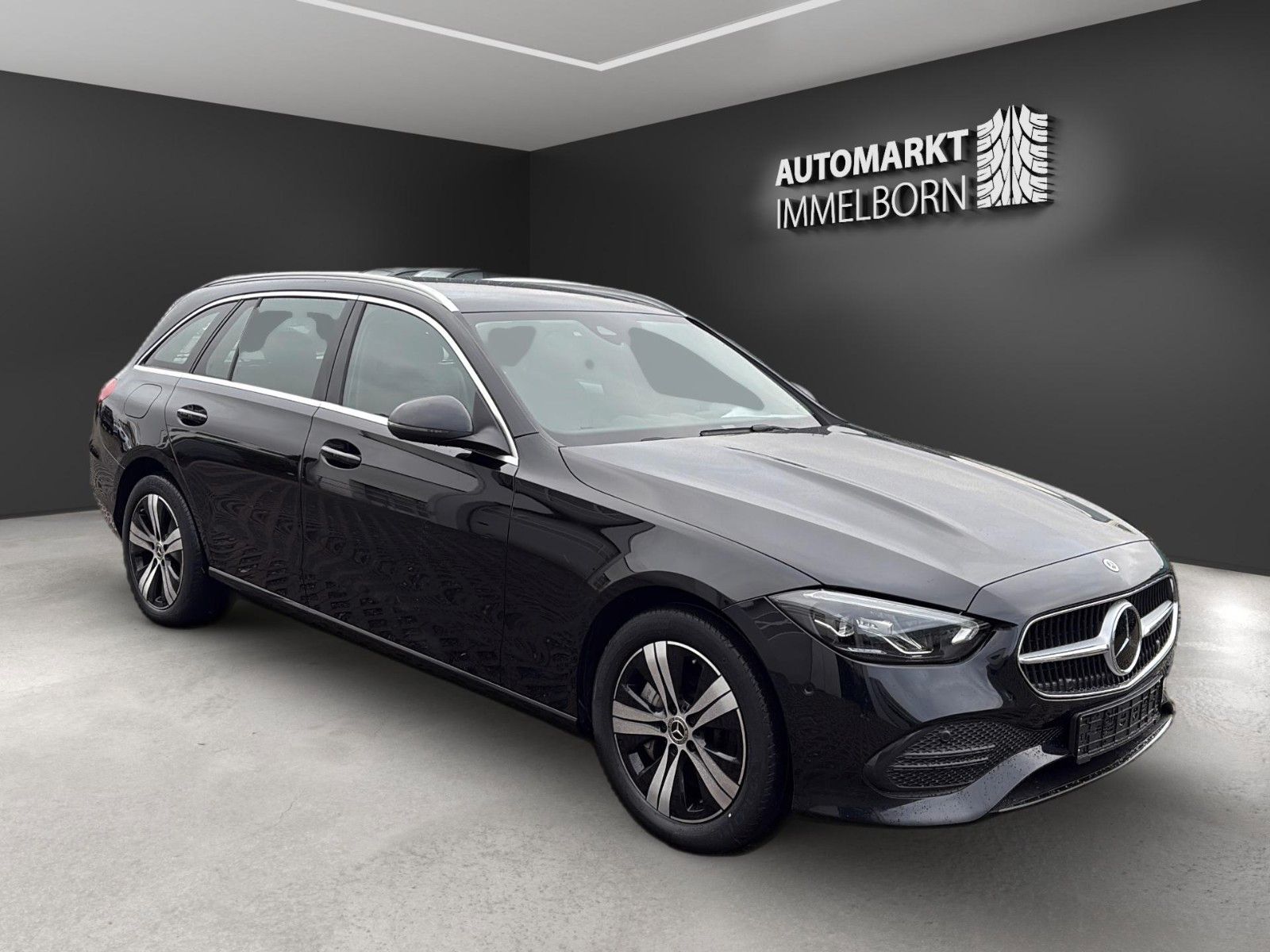 MERCEDES-BENZ C 300 T e Pano*Distro*TW+Spur*LED*Leder*DAB