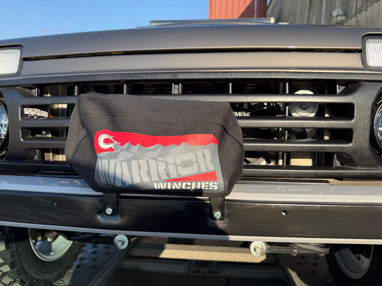 Fahrzeugabbildung Lada NIVA LEGEND "PREMIUM PLUS"! GROSTOL. REIF.; LED