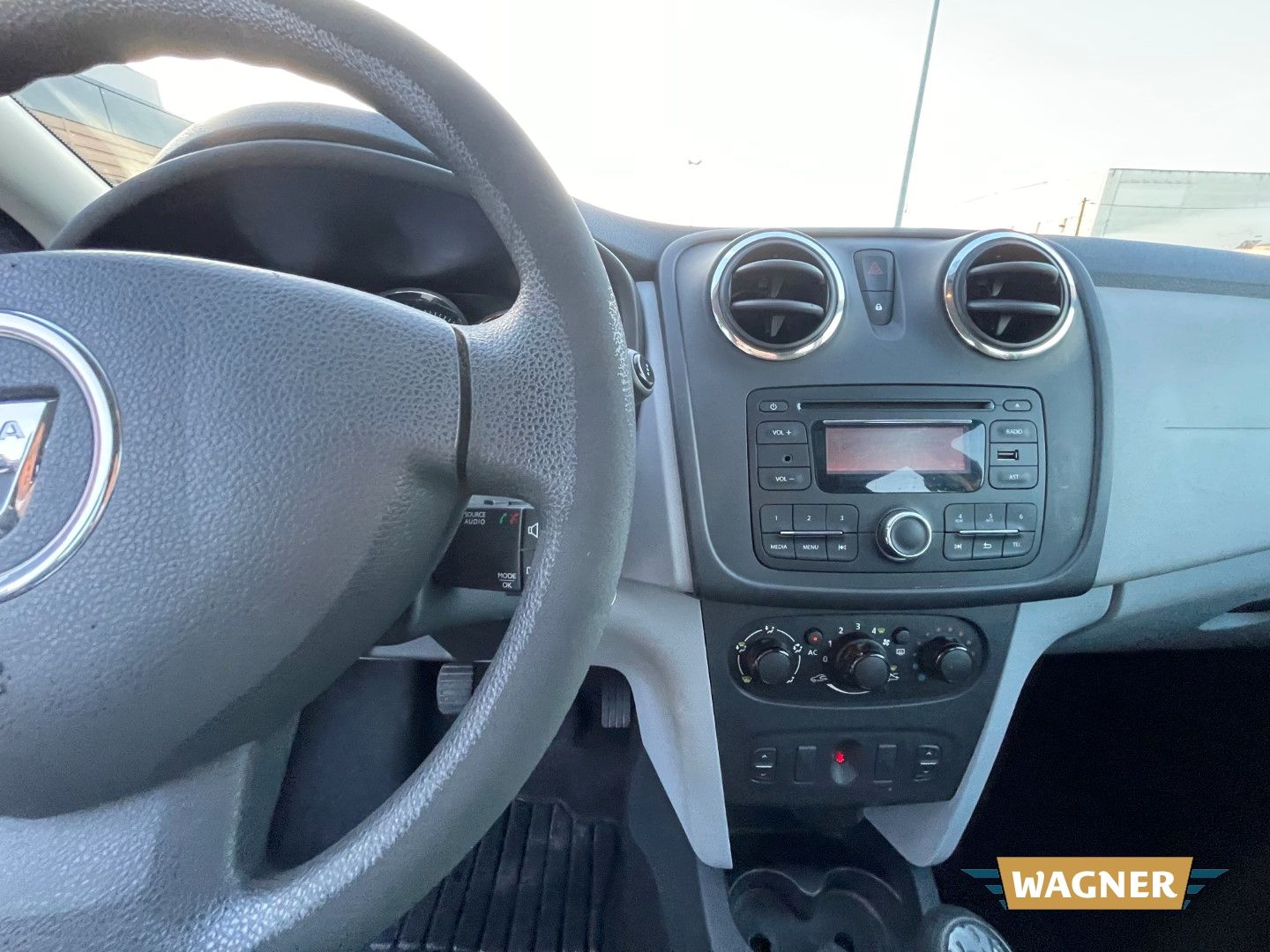 Fahrzeugabbildung Dacia Logan MCV II Kombi Ambiance Klimaanlage