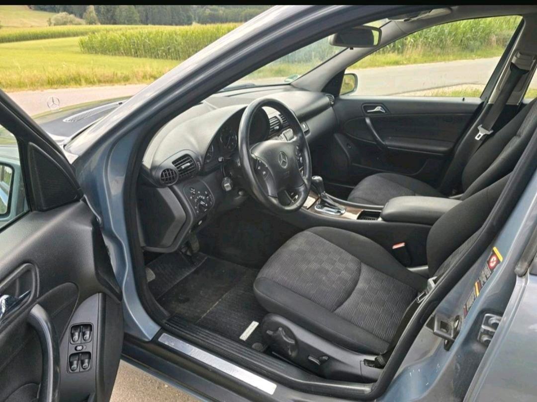 Mercedes-Benz C180 2004 — photo 5