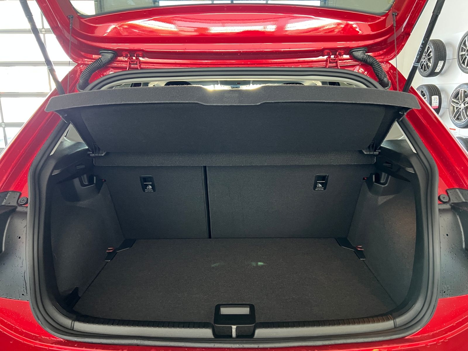 Fahrzeugabbildung Volkswagen Polo MOVE 1.0 TSI DSG *AHK, Kamera, LM'-15*