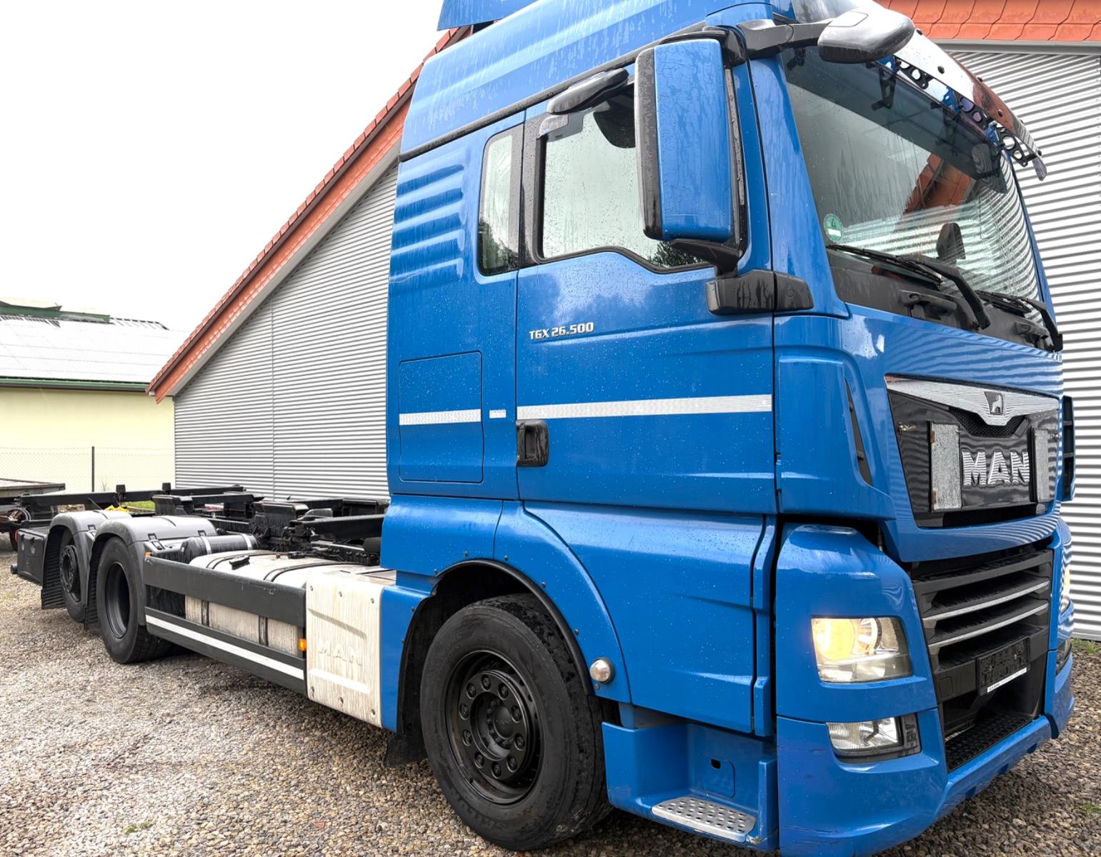 MAN TGX XLX 26.500 6x2-2LL Standklima deutsch sauber