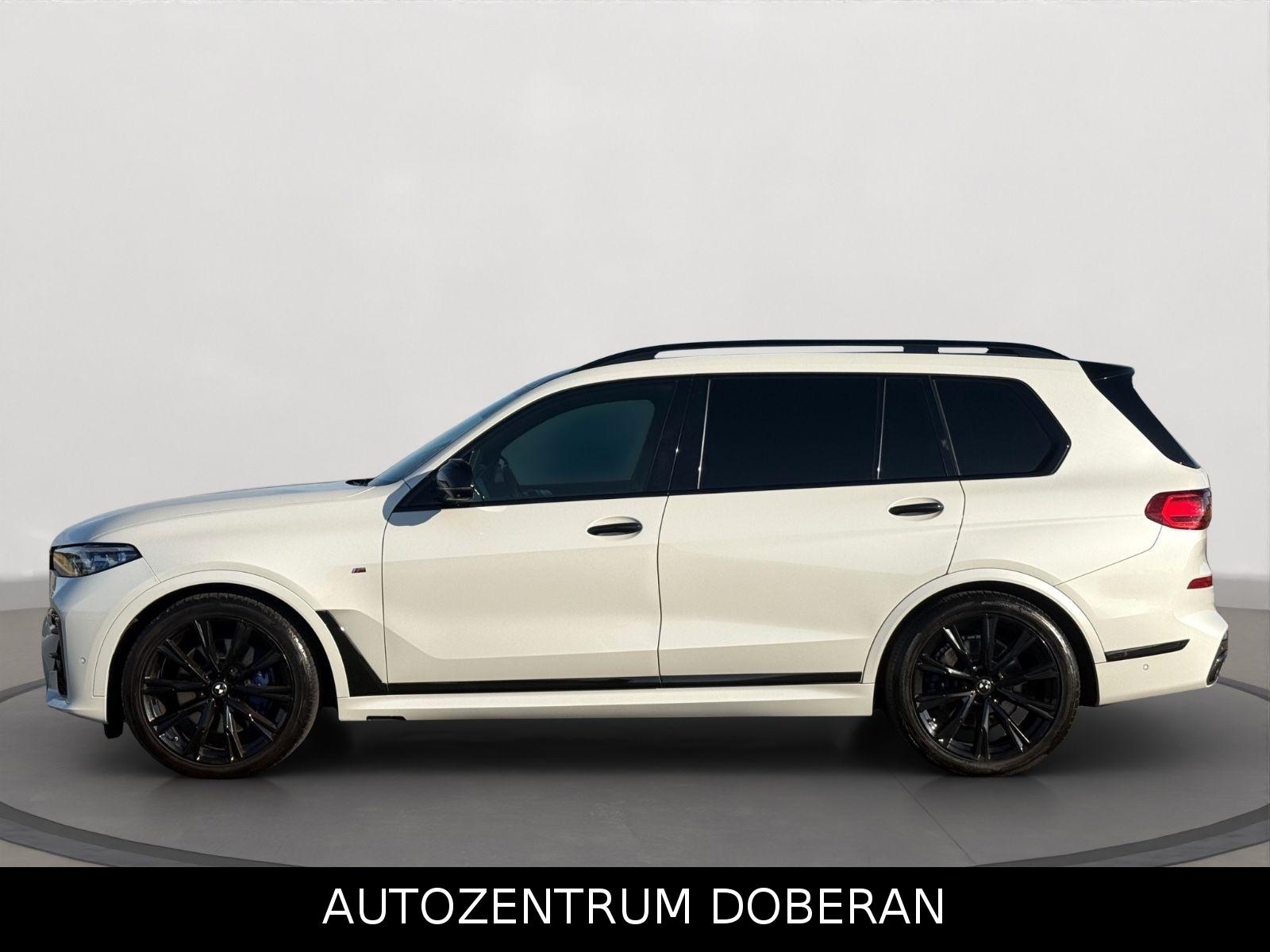 BMW X7 M50d SkyLounge Night B&W Laser Sthz Softclose