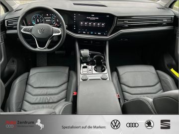 Volkswagen Touareg - 12
