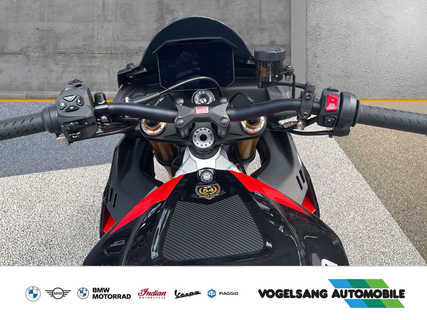 Fahrzeugabbildung Aprilia Tuono V4 1100 Factory, Quick Shifter, Multi Map,