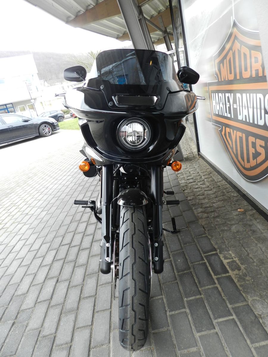 Fahrzeugabbildung Harley-Davidson Softail Low Rider ST MJ 2023