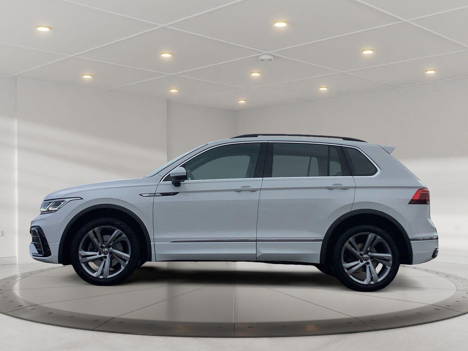 Volkswagen Tiguan 2.0 TDI DSG R-Line 4M. AHK ACC Matrix Nav