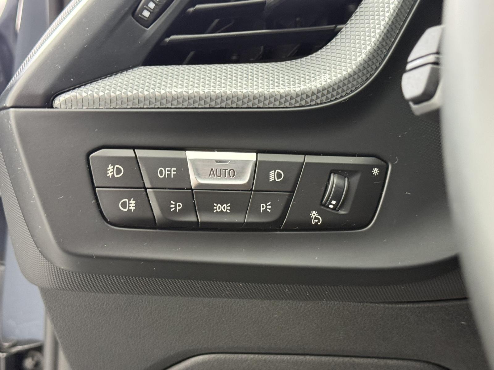 BMW 118 i M Sport, El Sitze Leder, PDC, Sitzheiz, миниатюра 15