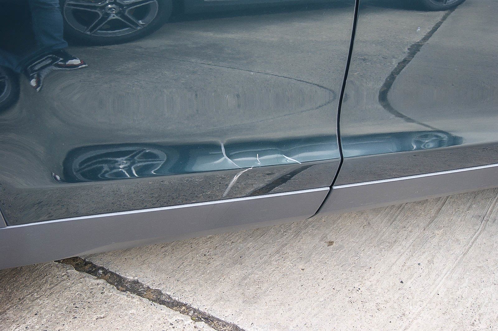 Fahrzeugabbildung Land Rover Discovery Sport 2.0 HSE AUTO LEDER PANORAMA 1.HD