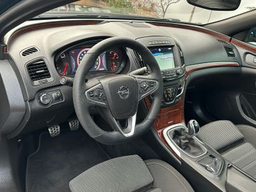 Opel Insignia - 9