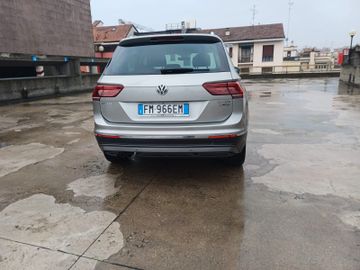 Volkswagen Tiguan - 3