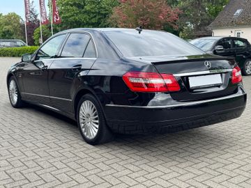 Mercedes E 250 - 4