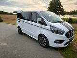 Ford Tourneo Custom Sport - Ford Tourneo Custom: Sport