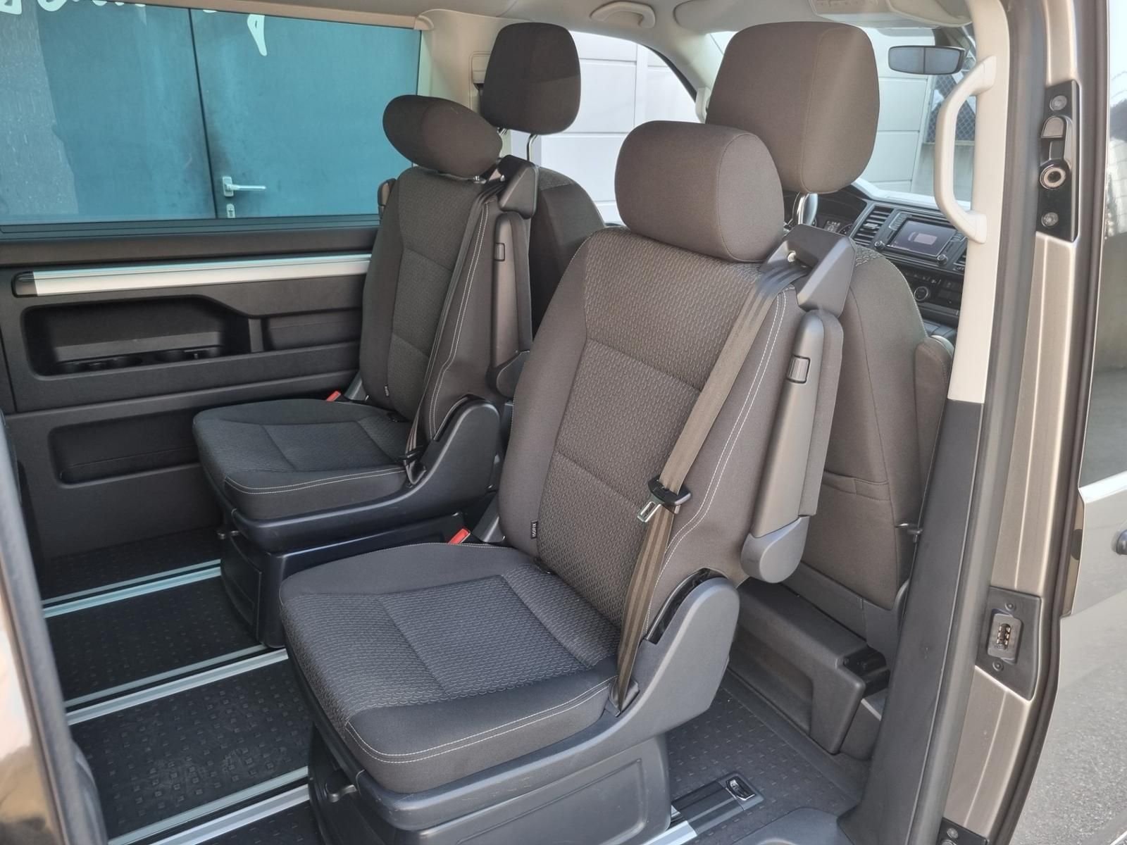 Volkswagen T6 2.0 TDI Multivan Trendline foto 20