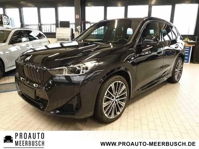 BMW iX1 30 xDrive M Sport AHK/MMRY/ACC/HEADUP/PANO