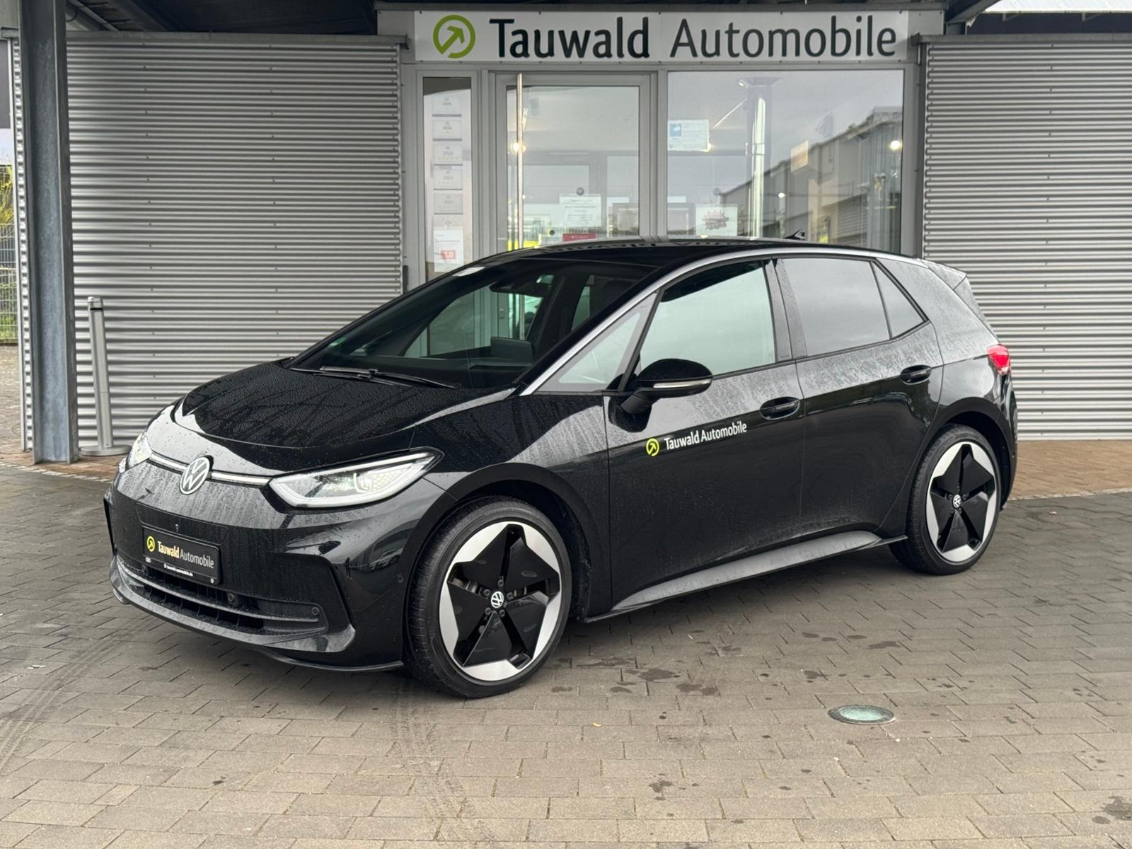 Volkswagen ID.3 Pro 62 kWh AHK/PANO/AREA/TRAVEL/WÄPU 150 kW