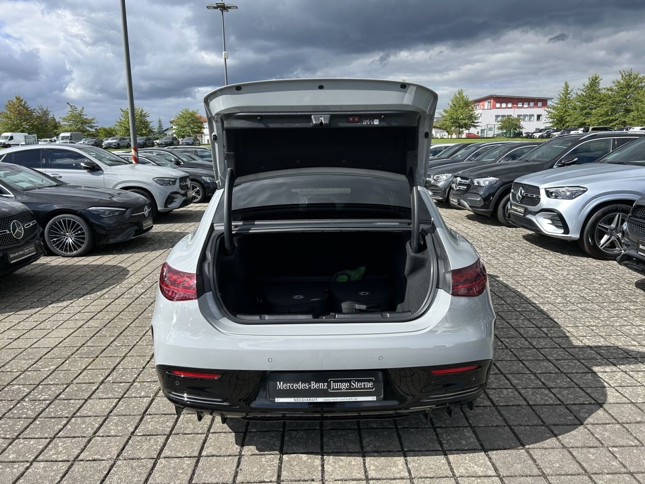 Mercedes-Benz EQE 300 Limousine AMG BURM NIGHT DIGI LIGHT 360 foto 10