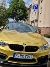 BMW M4 Coupé M4 - mit Benzin-Antrieb: Coupe, Gold