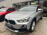 BMW X2 sDrive 20 i Advantage*LED*RFK*Memory*Navi* - silberne BMW X2