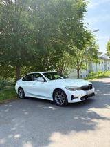 BMW 320d Standheizung, Laserlicht, TÜV 2027 - BMW: Laserlicht