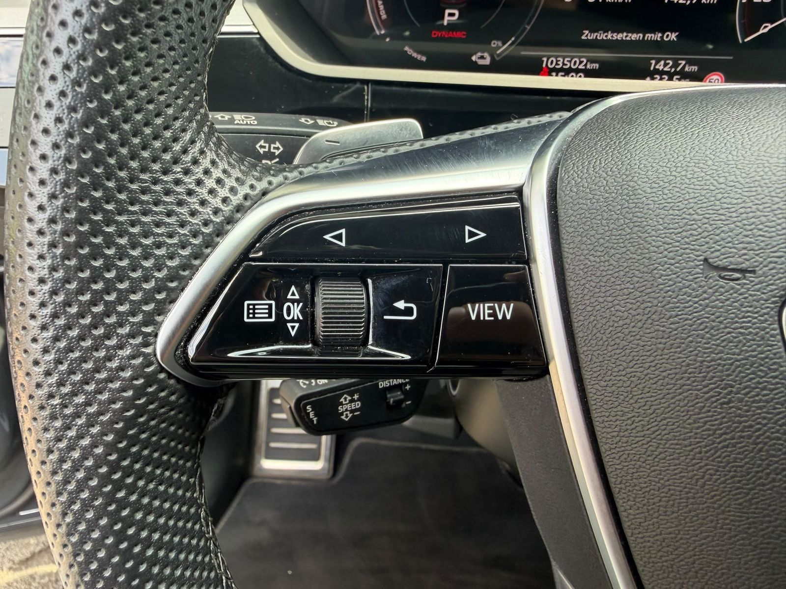 Fahrzeugabbildung Audi Q8 e-tron 55 QUAT 2X S LINE OPTIK BLACK+LUFT+AHK
